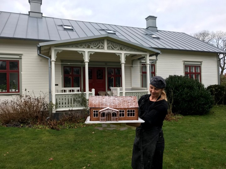 pepparkakshus_front_2499