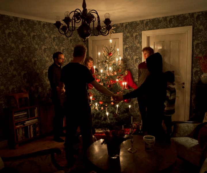 julgran_dans6G8A8413