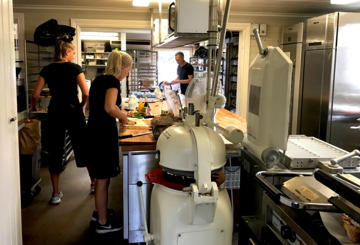 bakomkulisserna_1216